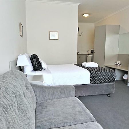Glenelg Beach Gateway Studio Apartment エクステリア 写真
