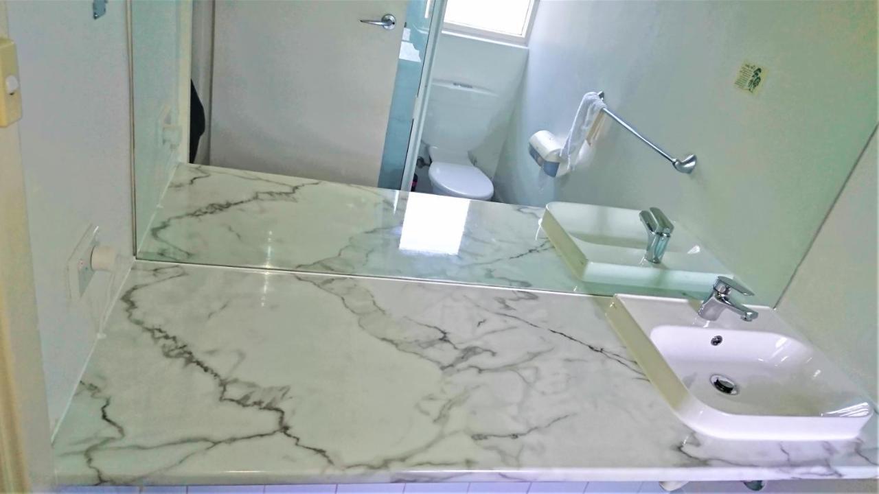 Glenelg Beach Gateway Studio Apartment エクステリア 写真